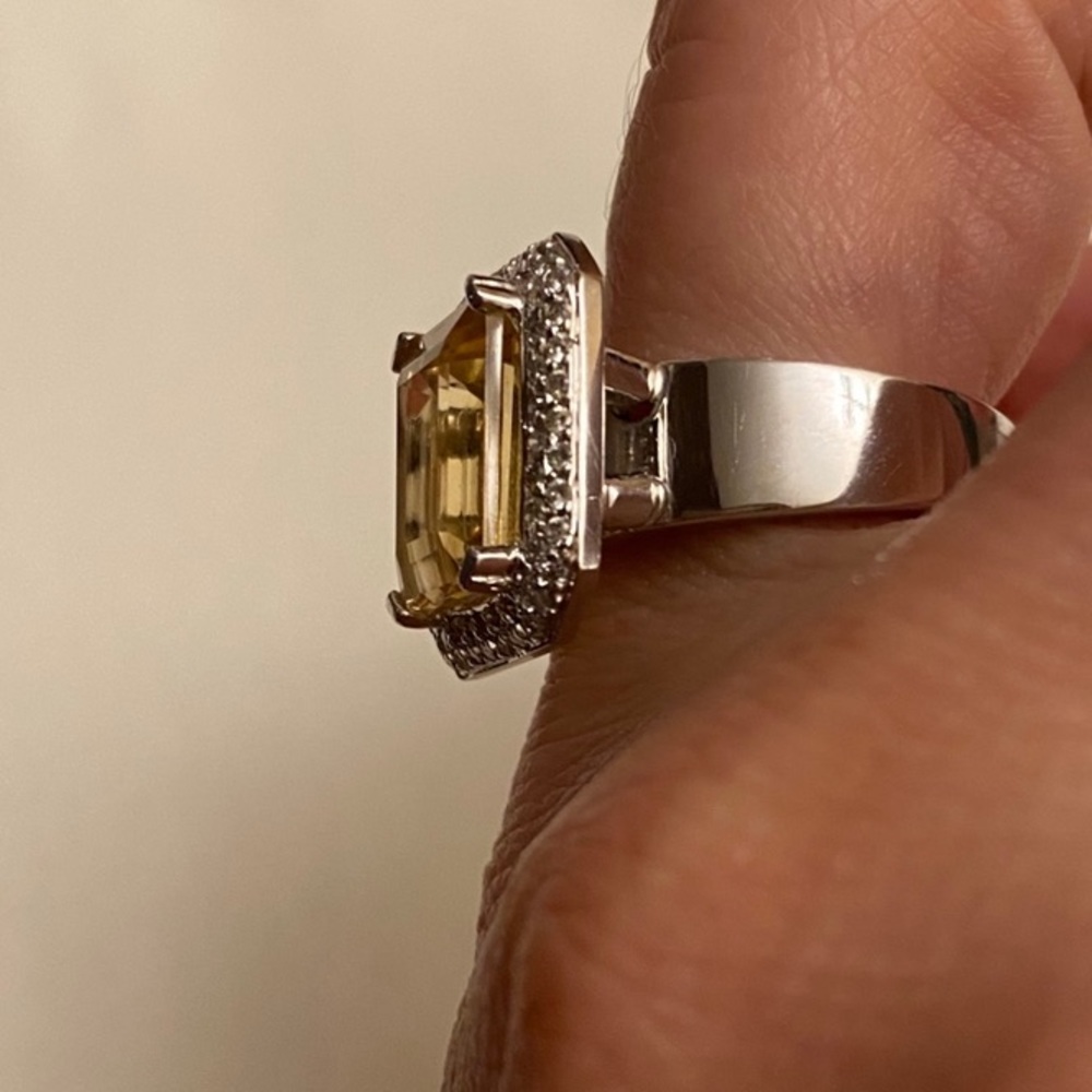 14K White Gold Yellow Stone Diamond Ring - Picture 5 of 8